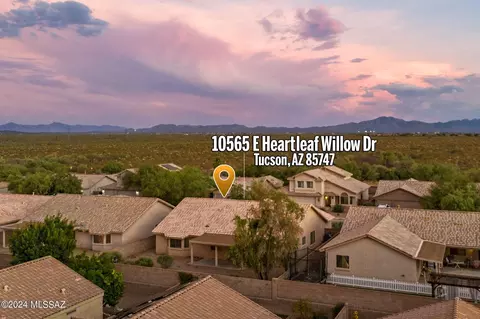 View/Area - 10565 E Heartleaf Willow Dr, Tucson, AZ 85747 photo 1 of 1