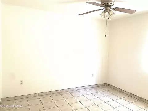 606 E Mohave Rd, Tucson, AZ 85705 photo 6