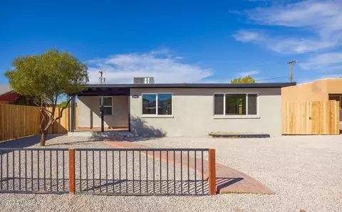 4041 E 1st St, Tucson, AZ 85711