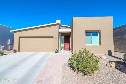 7551 E Chalkboard Ct, Tucson, AZ 85715