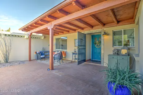 509 W Camino Del Monte, Green Valley, AZ 85614