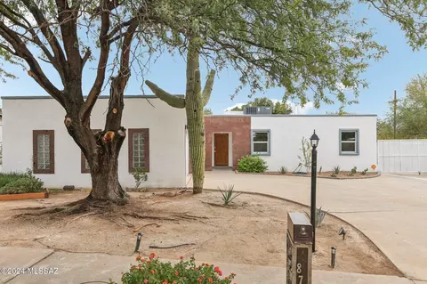 8770 E Wallen Ridge Dr, Tucson, AZ 85710