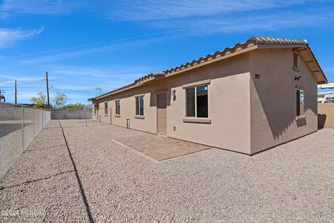 802 N Anita Ave, Tucson, AZ 85705