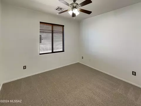 Bedroom - 9283 E Bronze Hill Dr, Vail, AZ 85641 photo 3 of 9