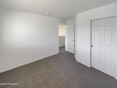 Bedroom - 9283 E Bronze Hill Dr, Vail, AZ 85641 photo 6 of 9