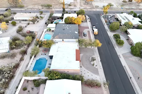 View/Area - 5835 E 15th St, Tucson, AZ 85711 photo 1 of 1