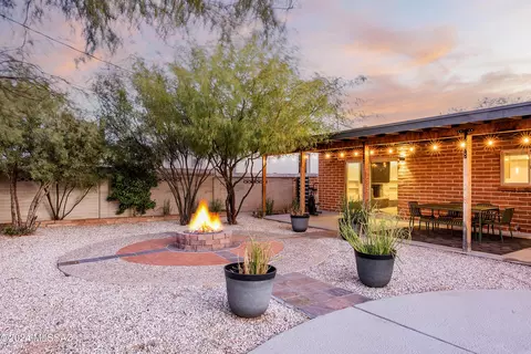 Exterior - 5835 E 15th St, Tucson, AZ 85711 photo 4 of 5