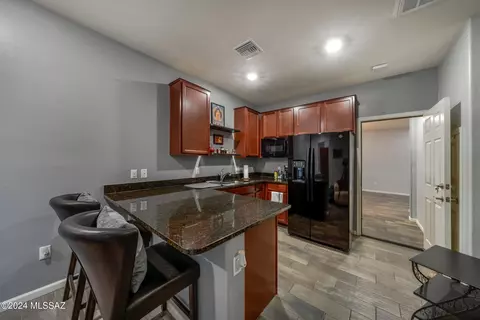 Kitchen - 8280 E Magee Hill Loop, Tucson, AZ 85710 photo 3 of 3