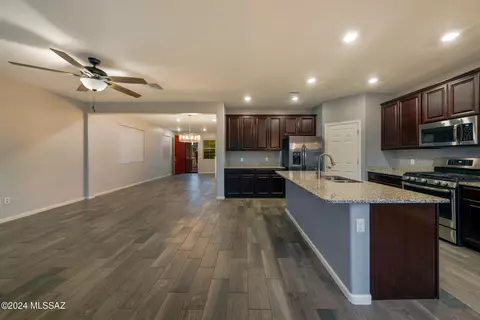 Other - 8280 E Magee Hill Loop, Tucson, AZ 85710 photo 3 of 20