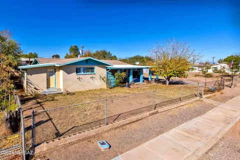 740 N Tiger Dr, Mammoth, AZ 85618