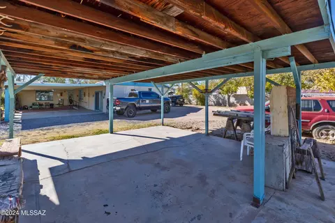 740 N Tiger Dr, Mammoth, AZ 85618 photo 5