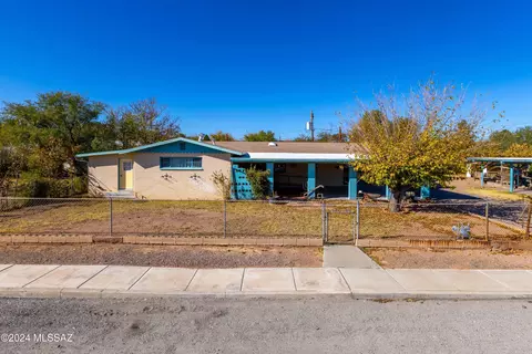 740 N Tiger Dr, Mammoth, AZ 85618 photo 2