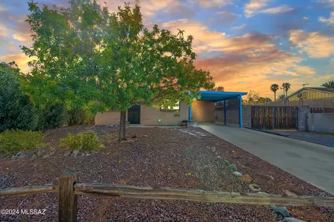 3250 E 25th St, Tucson, AZ 85713