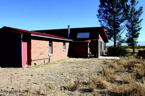 Exterior - 6726 E Trails End, Pearce, AZ 85625 photo 5 of 12