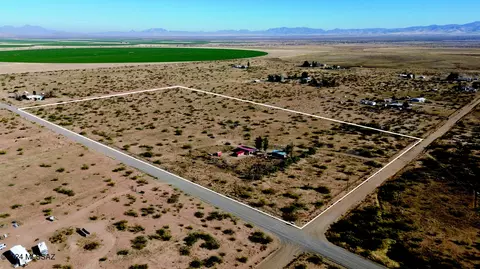 View/Area - 6726 E Trails End, Pearce, AZ 85625 photo 1 of 7
