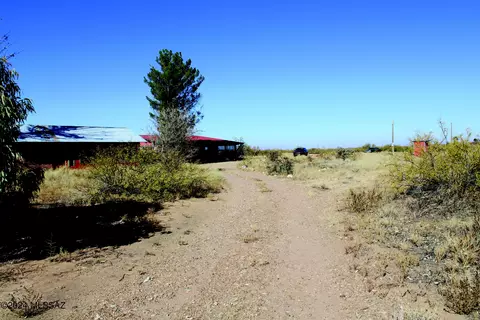 Exterior - 6726 E Trails End, Pearce, AZ 85625 photo 12 of 12