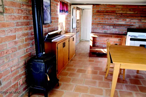 Kitchen - 6726 E Trails End, Pearce, AZ 85625 photo 7 of 7
