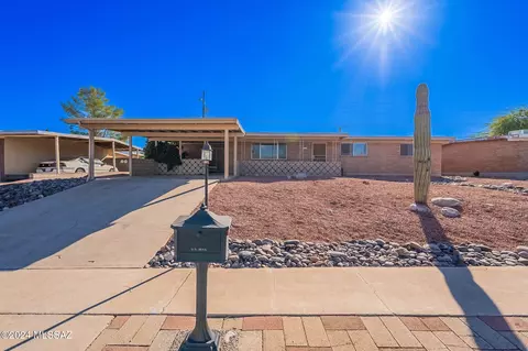8770 E Baker St, Tucson, AZ 85710