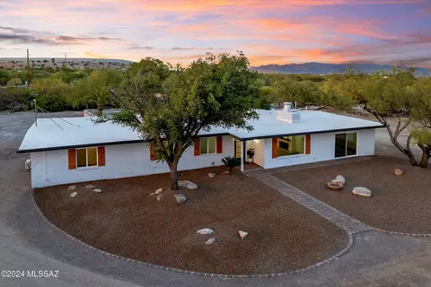 17251 S La Canada Dr, Sahuarita, AZ 85629