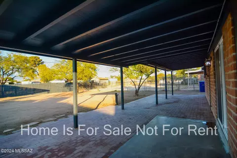 Exterior - 4119 E 27th St, Tucson, AZ 85711 photo 2 of 7