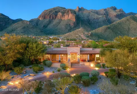 7257 N Cathedral Rock Rd, Tucson, AZ 85718