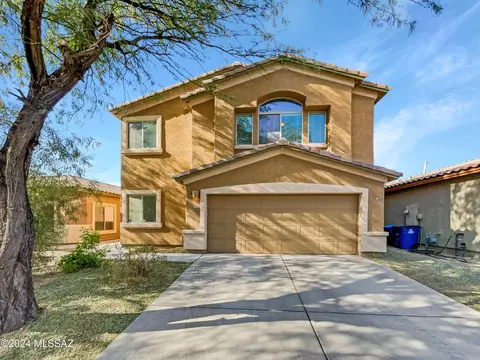 107 N Indian Tank Ln, Sahuarita, AZ 85629