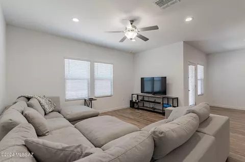 Living - 12704 E Russo Dr, Vail, AZ 85641 photo 1 of 1