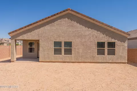 Exterior - 12704 E Russo Dr, Vail, AZ 85641 photo 12 of 14