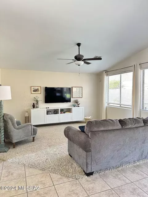 8231 N Equator Loop, Tucson, AZ 85741 photo 6
