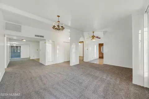 Living - 838 W Hawaii Dr, Tucson, AZ 85706 photo 4 of 6