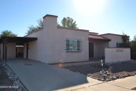 252 E Las Granadas, Green Valley, AZ 85614