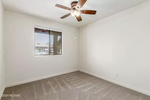 Bedroom - 10032 Eric Allan Pl, Tucson, AZ 85748 photo 1 of 2
