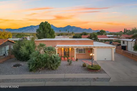 200 El Viento, Green Valley, AZ 85614