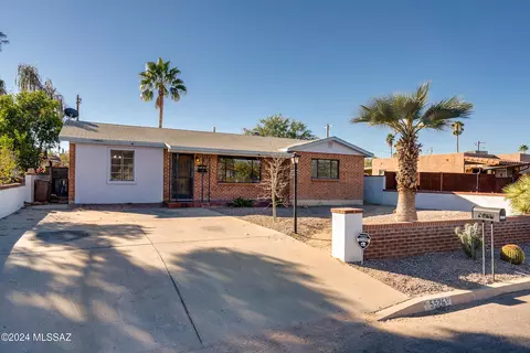 5526 E 1st St, Tucson, AZ 85711