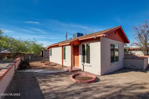 2631 N Geronimo Ave, Tucson, AZ 85705