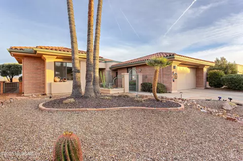 4807 S Prairie Hills Dr, Green Valley, AZ 85622