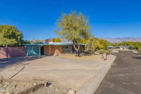Exterior - 6123 E Hampton St, Tucson, AZ 85712 photo 14 of 16
