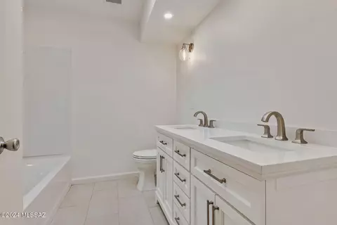 Bath - 6123 E Hampton St, Tucson, AZ 85712 photo 1 of 3