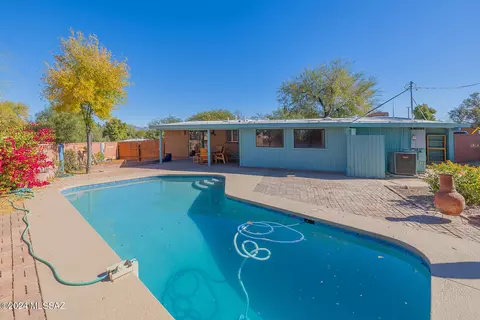 Exterior - 6123 E Hampton St, Tucson, AZ 85712 photo 7 of 16