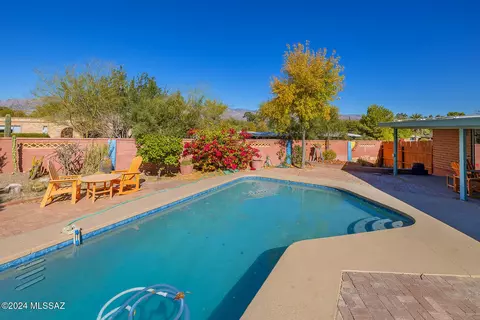 Exterior - 6123 E Hampton St, Tucson, AZ 85712 photo 11 of 16
