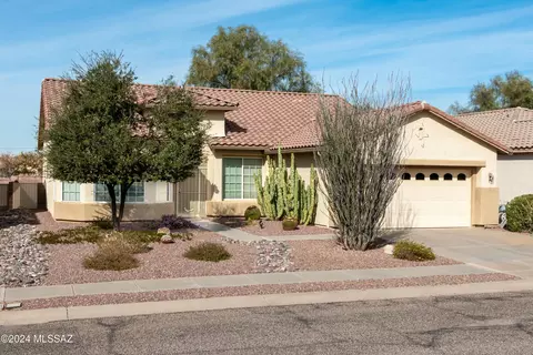 7540 W Wandering Coyote Dr, Tucson, AZ 85743