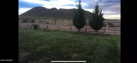 3154 E Sulphur Springs Rd, Willcox, AZ 85643