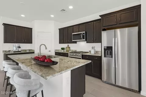 12737 E Tortoise Pointe Dr, Vail, AZ 85641 photo 3
