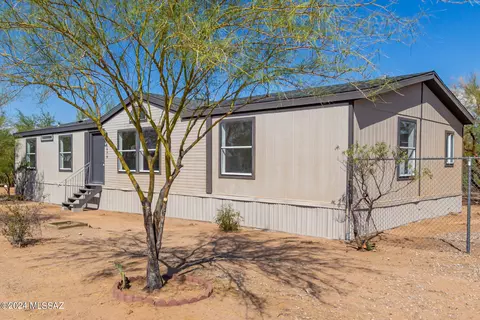 6970 N Pelto Path, Tucson, AZ 85743