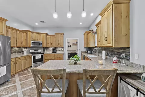484 N Eagle Meadow Loop, Thatcher, AZ 85552 photo 11