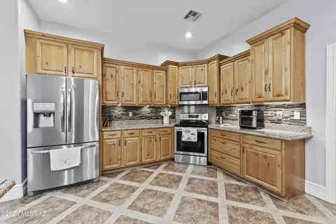 484 N Eagle Meadow Loop, Thatcher, AZ 85552 photo 9