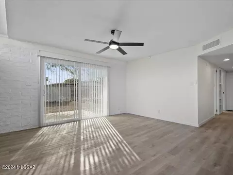 Living - 3742 E 28th St, Tucson, AZ 85713 photo 1 of 2