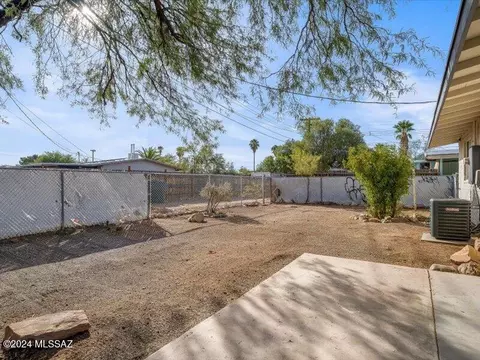 Exterior - 3742 E 28th St, Tucson, AZ 85713 photo 5 of 5