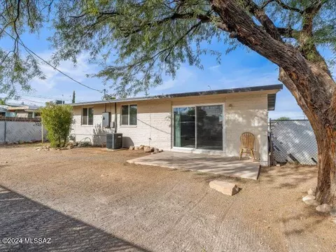 Exterior - 3742 E 28th St, Tucson, AZ 85713 photo 3 of 5
