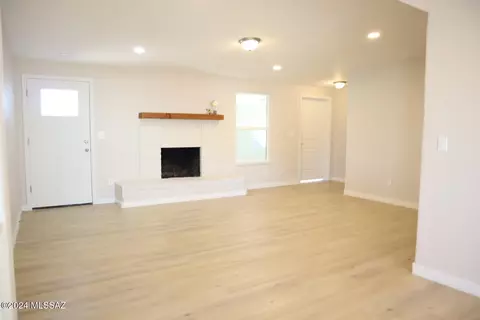 Living - 7401 E Stella Rd, Tucson, AZ 85730 photo 1 of 6